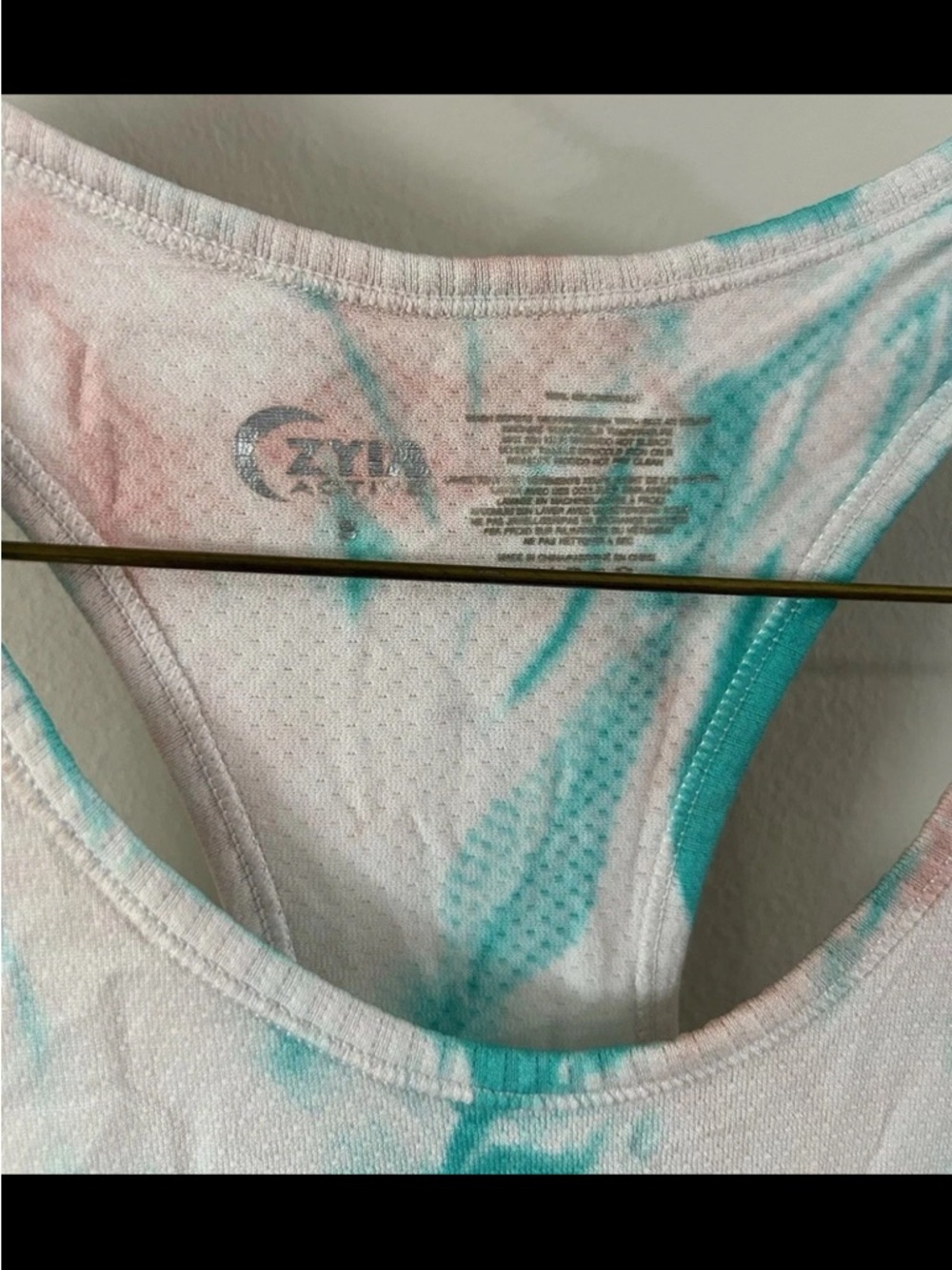 Zyia Spring Hendrix Seamless Workout Tank Top Size Small Tie Dye Soft Nylon - Picture 3 of 7